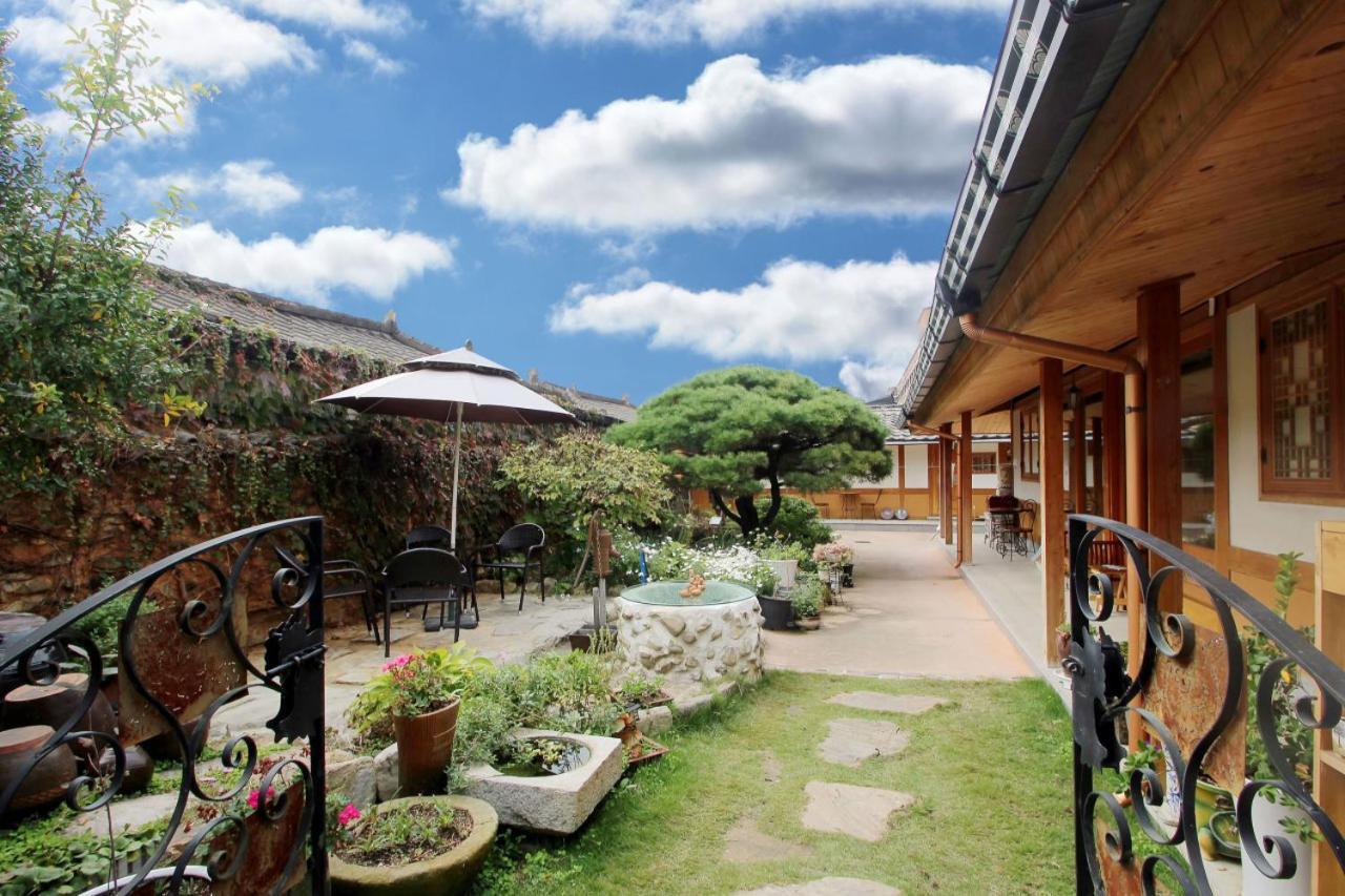 ג'אונג'ו Moran Guesthouse מראה חיצוני תמונה