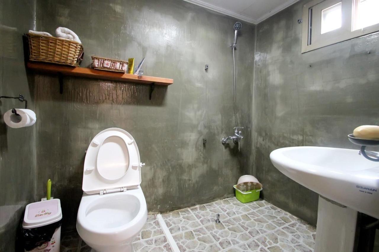 ג'אונג'ו Moran Guesthouse מראה חיצוני תמונה